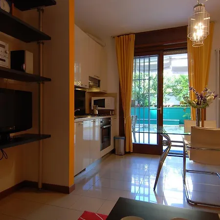 Apartamento Brianza Halldis